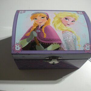 Frozen Jewelry Box W/ Jewelry